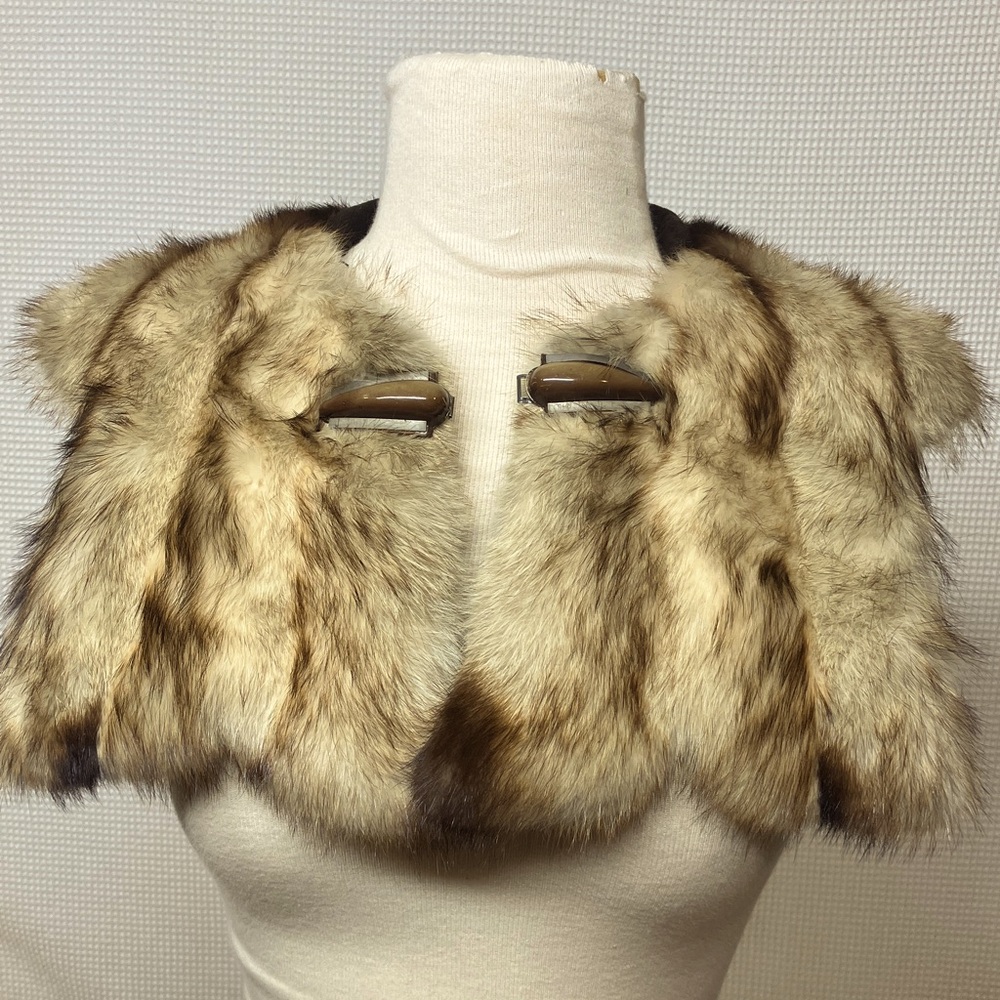 Fur Collar With Toggle Closure - image 1